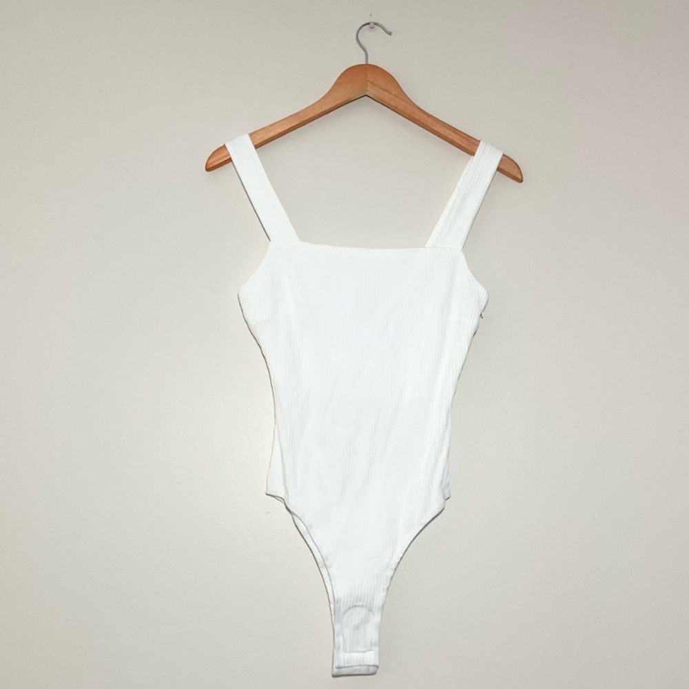 NWT Princess Polly Rebel Fiest Bodysuit White